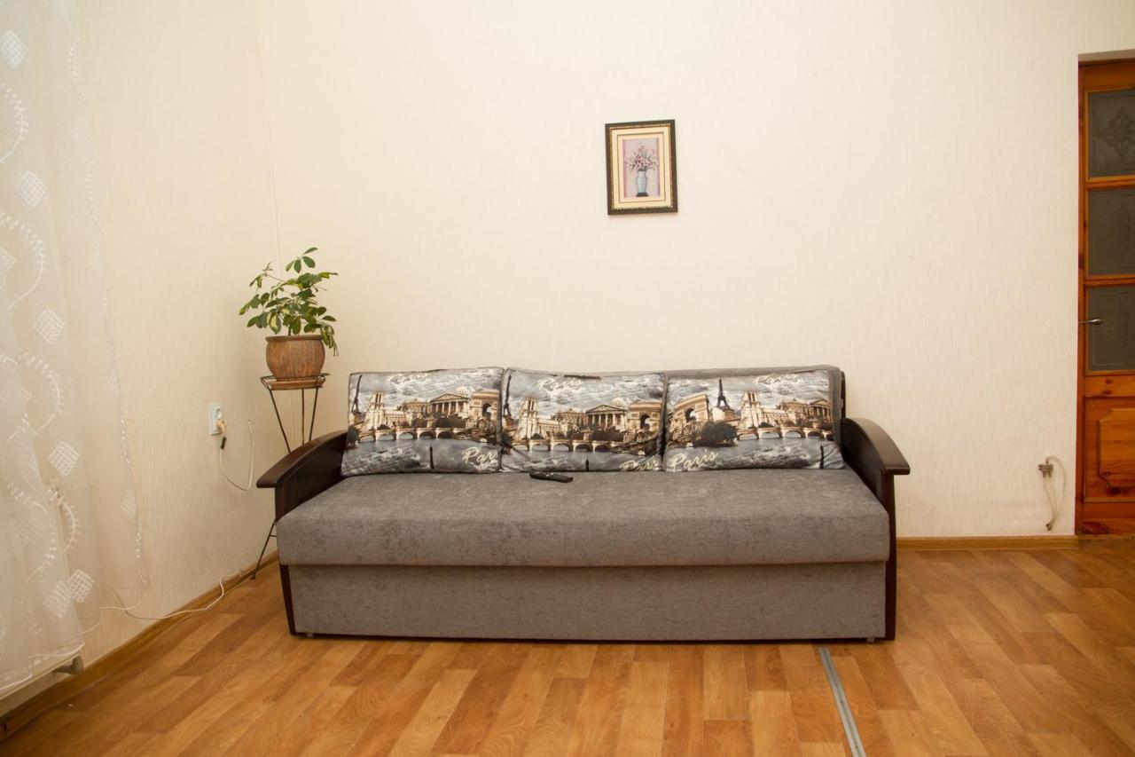 Apartment On Zhukovskogo Οδησσός Εξωτερικό φωτογραφία